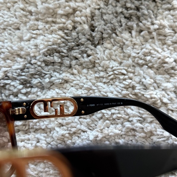 Fendi Women Sunglasses main image 5